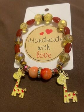 H16 - Handmade Yellow & Orange Giraffe Charm Stretch Fashion Bracelet